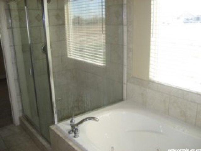 694 S 700 W, Layton, UT 84041 — photo 6
