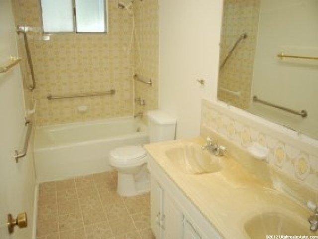 1346 W 2320 S, West Valley City, UT 84119 — photo 9