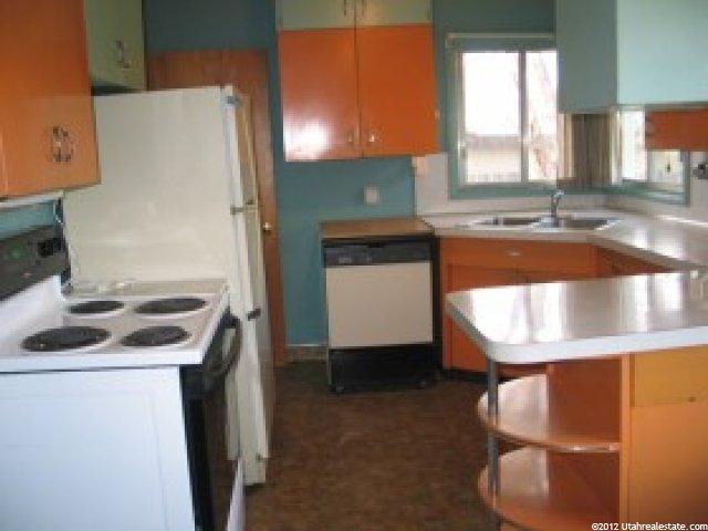 1359 Juniper Dr, Logan, UT 84321 — photo 3