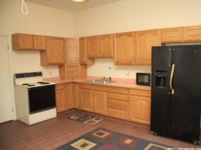 854 E 7800 S, Midvale, UT 84047 — photo 11