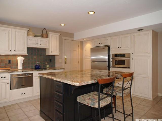 1894 E Bear Creek Dr, Draper, UT 84020 — photo 11