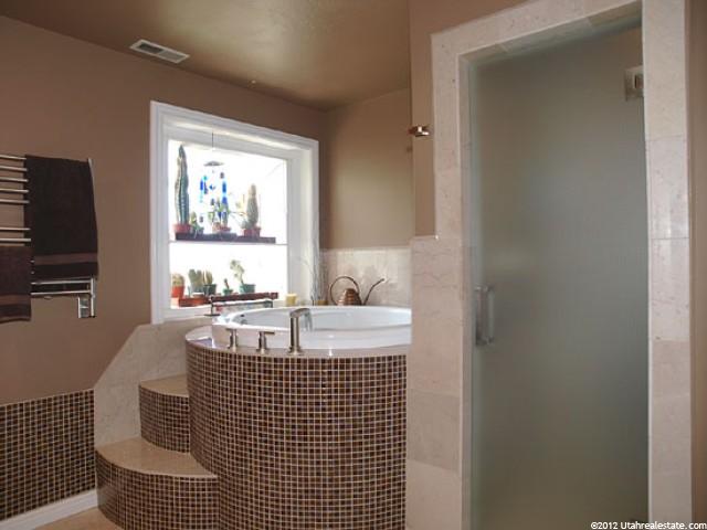 1894 E Bear Creek Dr, Draper, UT 84020 — photo 6