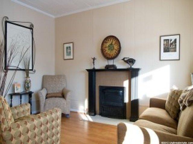 165 E Center St, Bountiful, UT 84010 — photo 3
