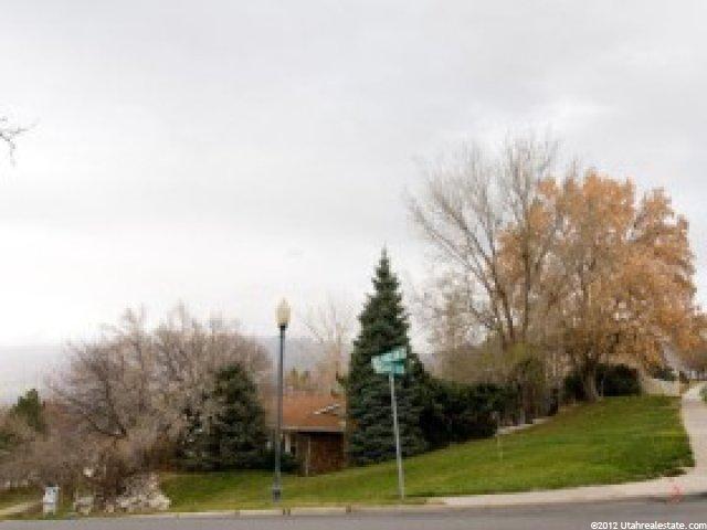3677 Carriage Ln, Bountiful, UT 84010 — photo 12