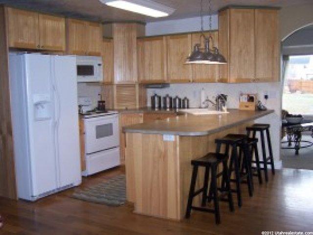 1084 E Canfield Dr N, Ogden, UT 84404 — photo 3