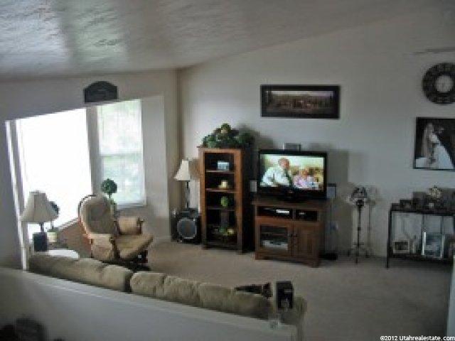 635 E 550 N, Ogden, UT 84404 — photo 5