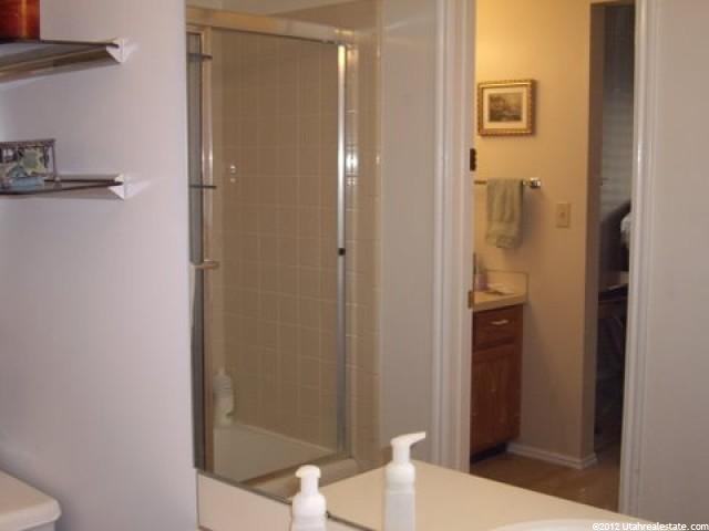 188 E 2050 S #B-2, Bountiful, UT 84010 — photo 7