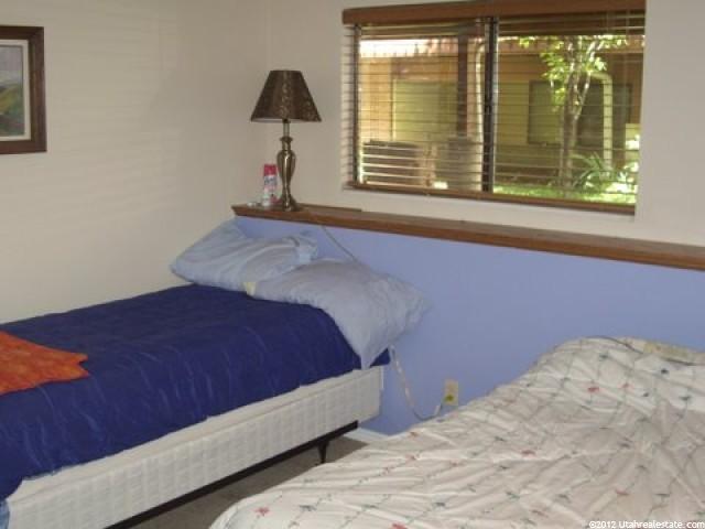 188 E 2050 S #B-2, Bountiful, UT 84010 — photo 10