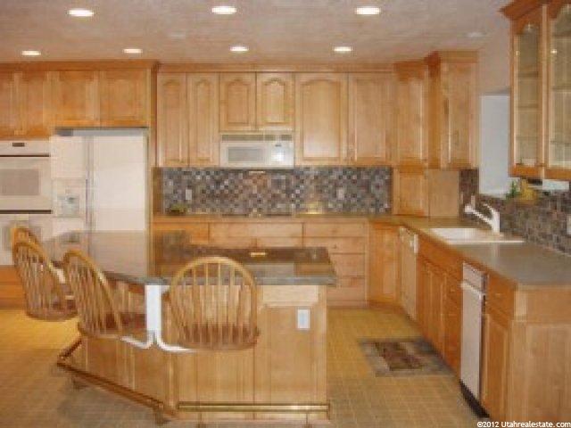 1213 S Orchard Dr, Bountiful, UT 84010 — photo 2