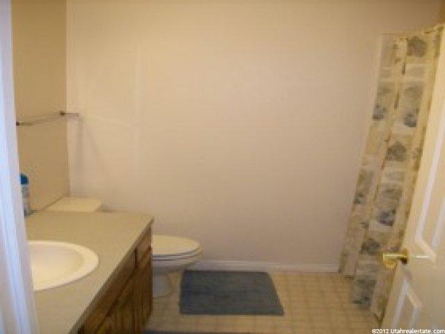 1073 N 150 W, Layton, UT 84041 — photo 9