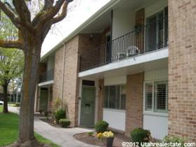 841 Three Fountains Dr #252, Murray, UT 84107
