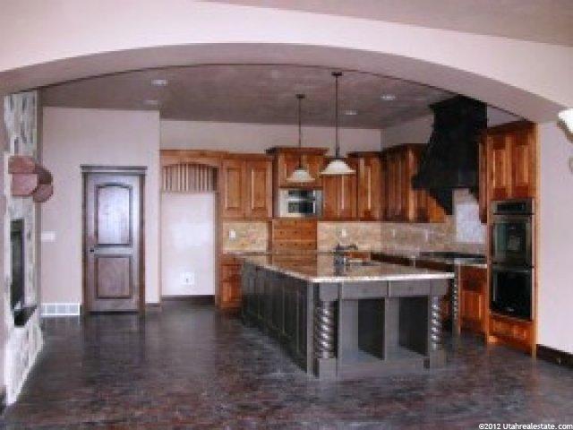 1819 Mountain Pines Ln, Ogden, UT 84403 — photo 2
