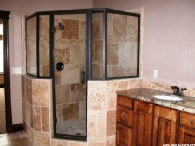 1819 Mountain Pines Ln, Ogden, UT 84403 — photo 7