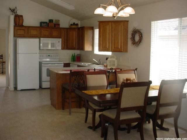 2811 N Wyndom Way, Layton, UT 84040 — photo 3