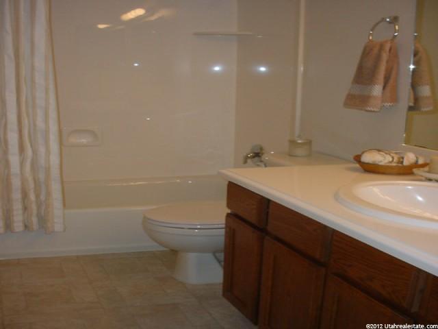 2811 N Wyndom Way, Layton, UT 84040 — photo 8