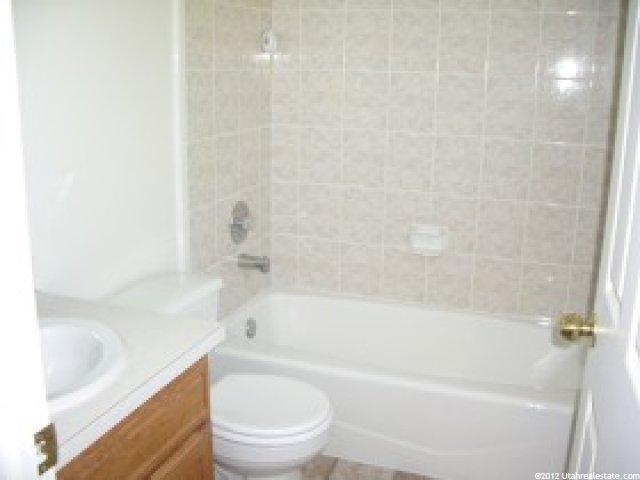 468 W 500 N, Clearfield, UT 84015 — photo 5
