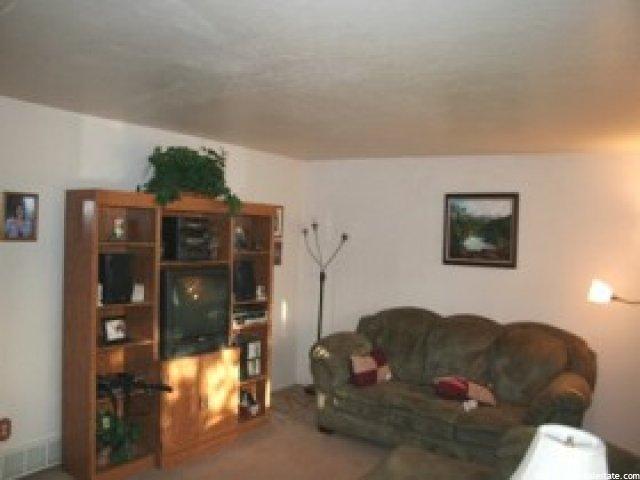 754 N 1000 W, Clearfield, UT 84015 — photo 3