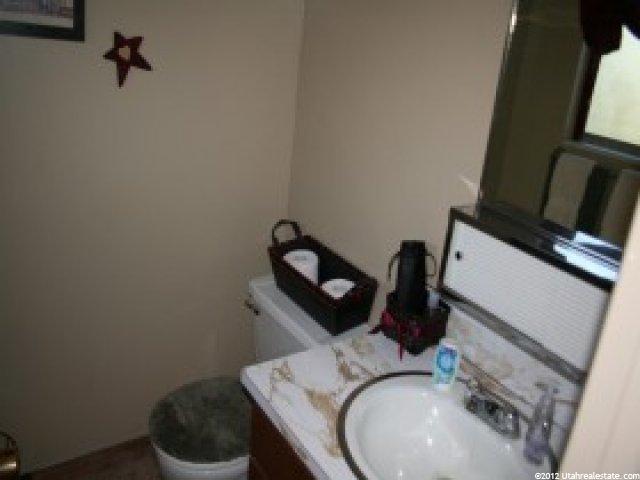 754 N 1000 W, Clearfield, UT 84015 — photo 8