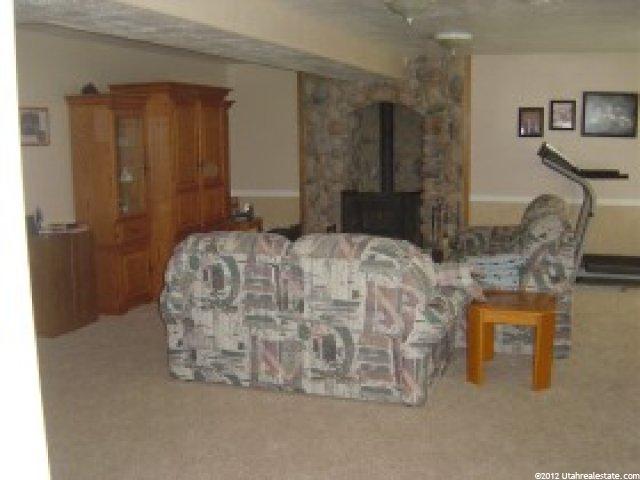 346 E 800 N, Trenton, UT 84338 — photo 5