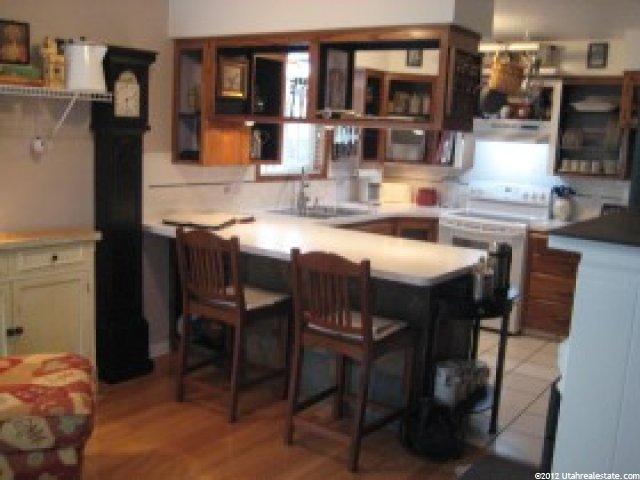 86 S River Heights Blvd E, River Heights, UT 84321 — photo 4