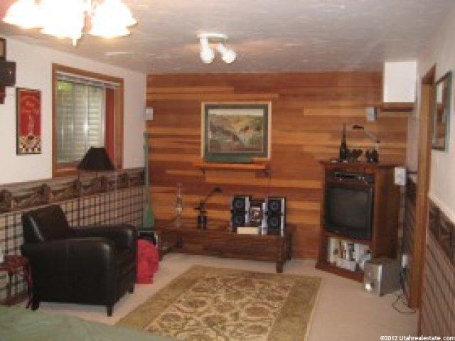 86 S River Heights Blvd E, River Heights, UT 84321 — photo 9