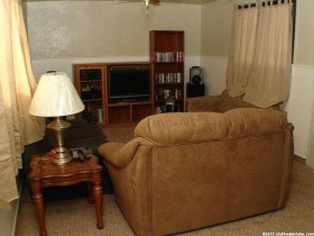 495 N 200 W, Clearfield, UT 84015 — photo 4