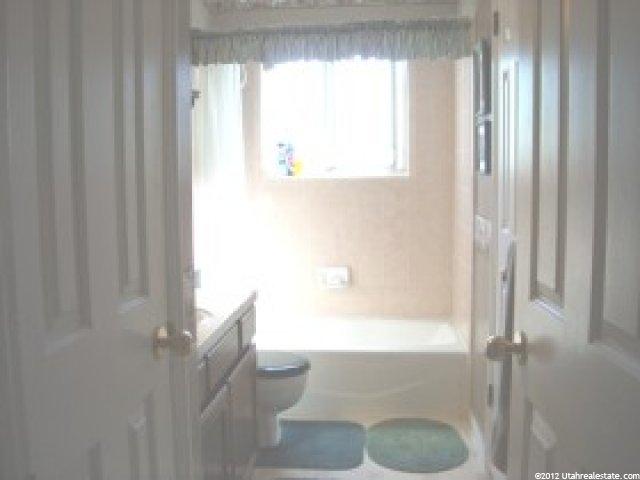1055 W 450 S, Layton, UT 84041 — photo 6