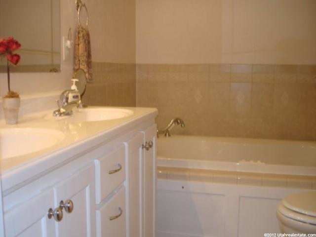 619 N 100 E, Mendon, UT 84325 — photo 8