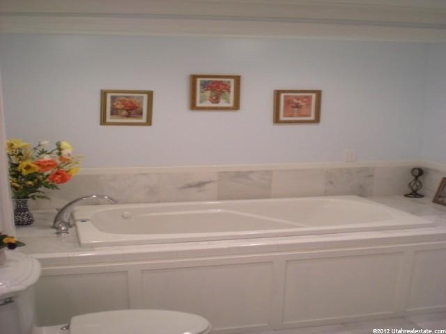 294 E 650 Road N, Bountiful, UT 84010 — photo 7