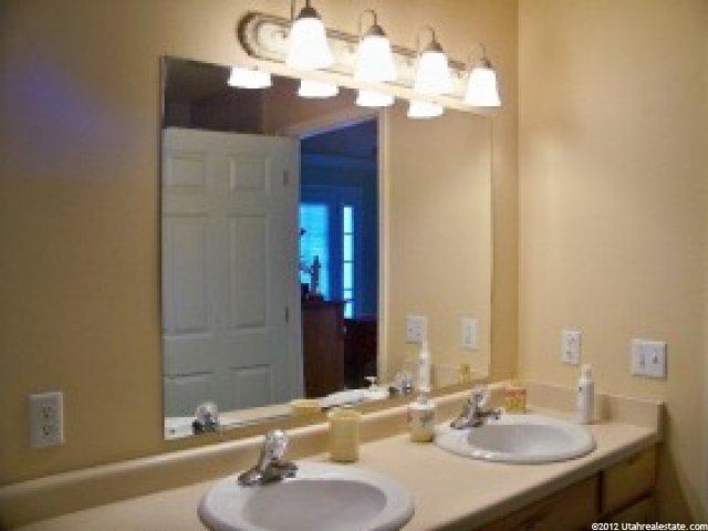 263 N 300 W, Manti, UT 84642 — photo 11