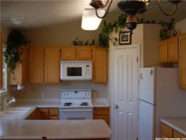 1088 E 3325 N, Layton, UT 84040 — photo 3