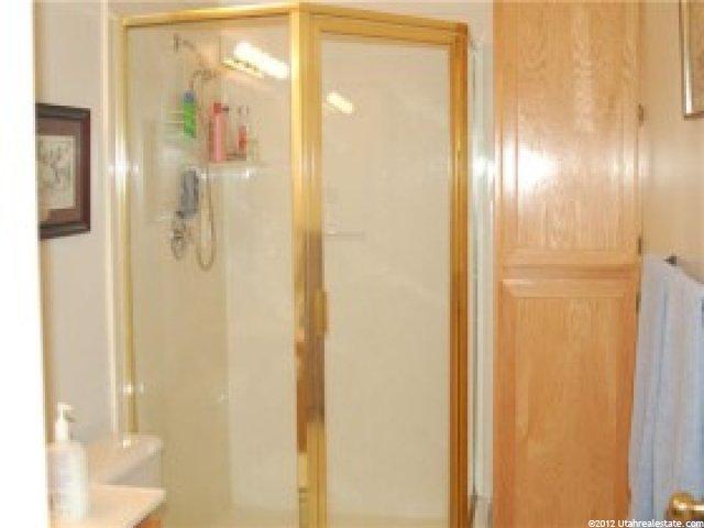 1088 E 3325 N, Layton, UT 84040 — photo 8