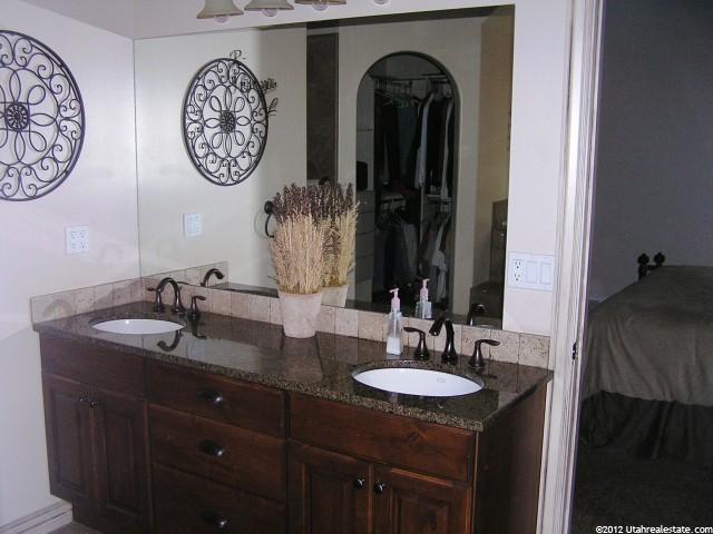 1555 W 700 S, Syracuse, UT 84075 — photo 12