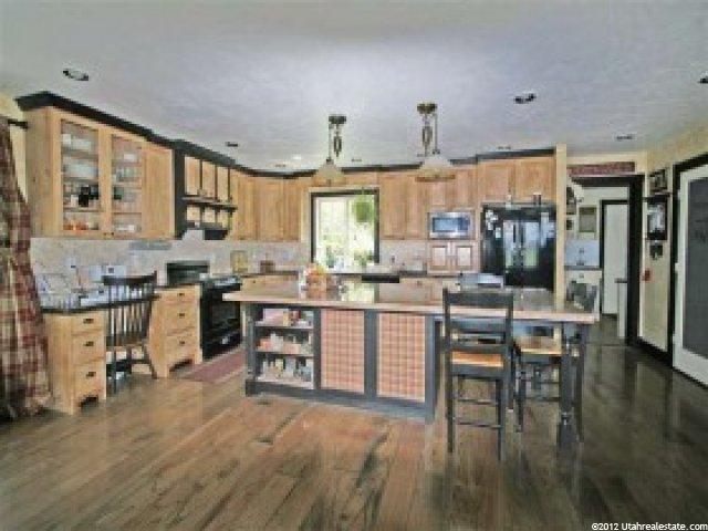 11344 S 1300 E, Avon, UT 84328 — photo 4