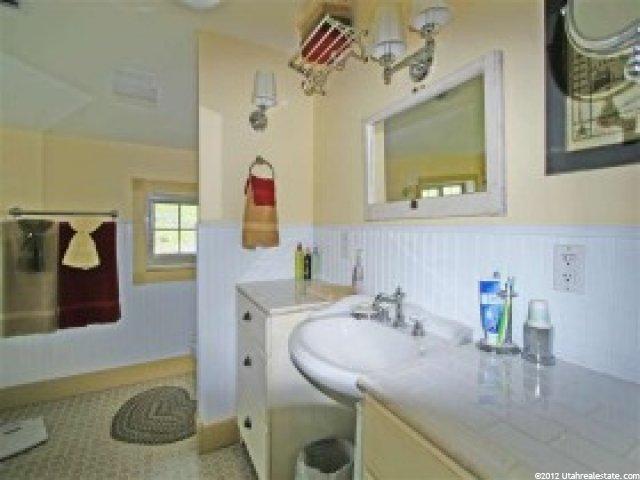 11344 S 1300 E, Avon, UT 84328 — photo 8
