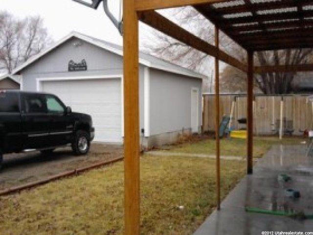 136 E Clark St N, Grantsville, UT 84029 — photo 3