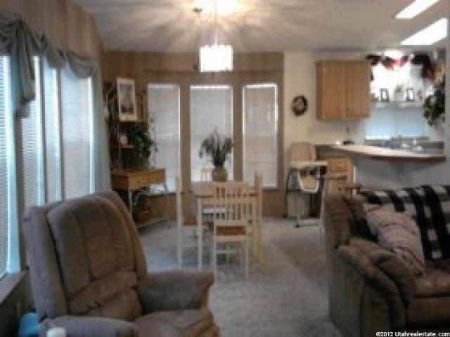136 E Clark St N, Grantsville, UT 84029 — photo 4
