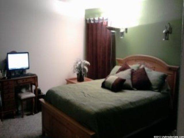 136 E Clark St N, Grantsville, UT 84029 — photo 6