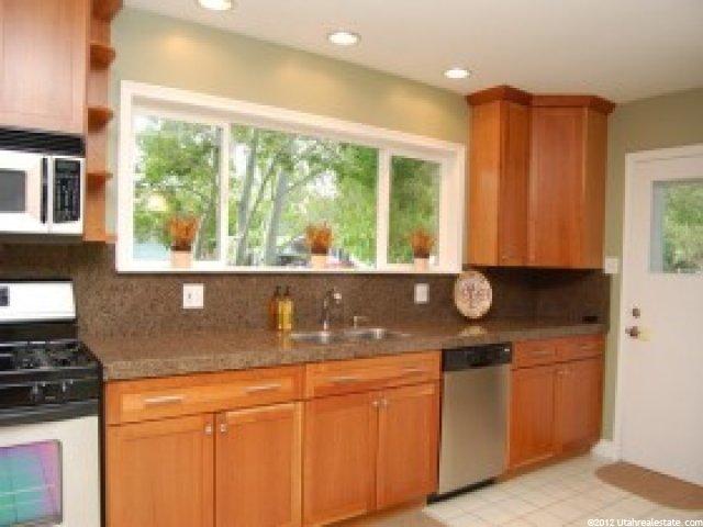 1804 E Fieldcrest Ln, Holladay, UT 84117 — photo 3