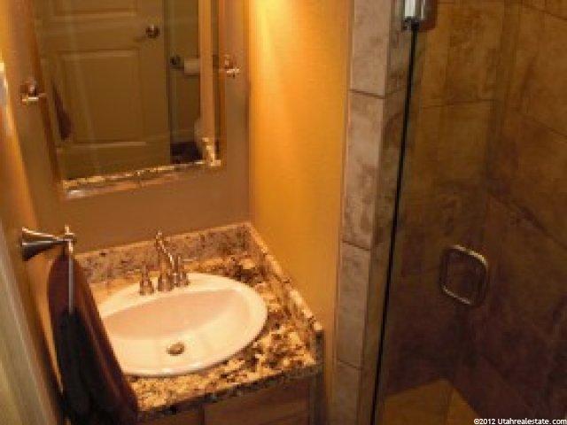 9231 S 1520 E, Sandy, UT 84093 — photo 8