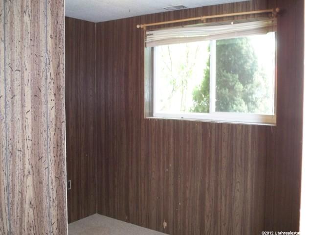 438 S 725 E, Layton, UT 84041 — photo 7