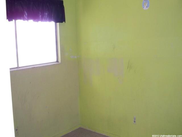 438 S 725 E, Layton, UT 84041 — photo 5