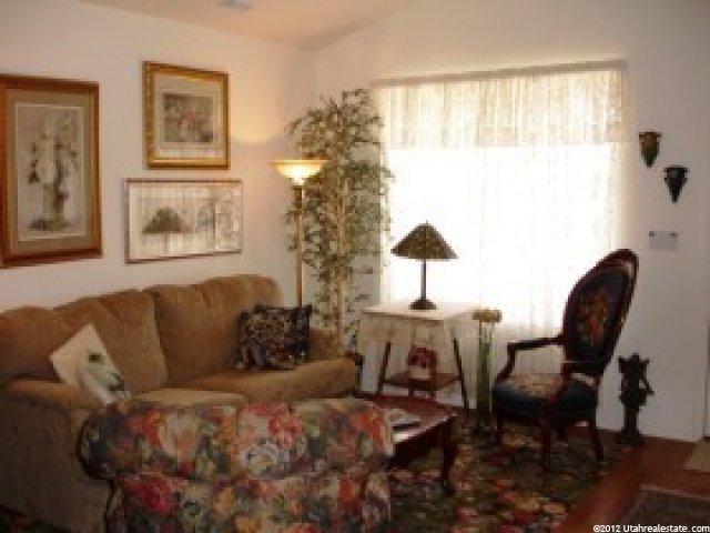 5164 S 350 E, Washington Terrace, UT 84405 — photo 3