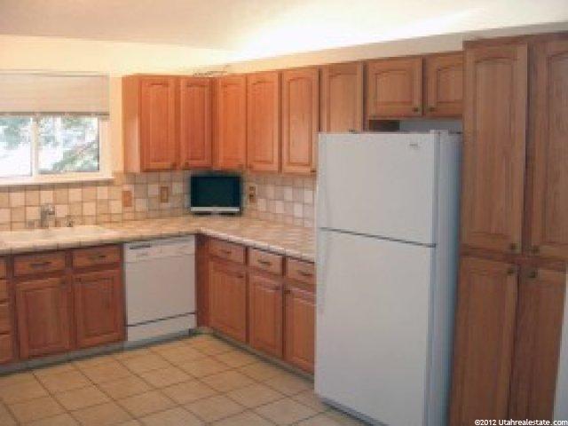 2441 E Cliff Swallow Dr S, Sandy, UT 84093 — photo 3