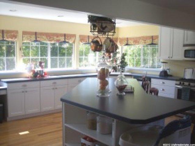 87 W 1700 N, Centerville, UT 84014 — photo 2