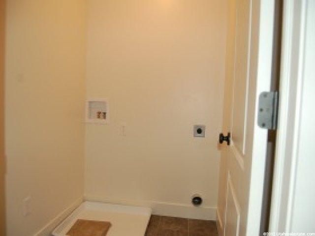 1583 N 25 E, Layton, UT 84041 — photo 6