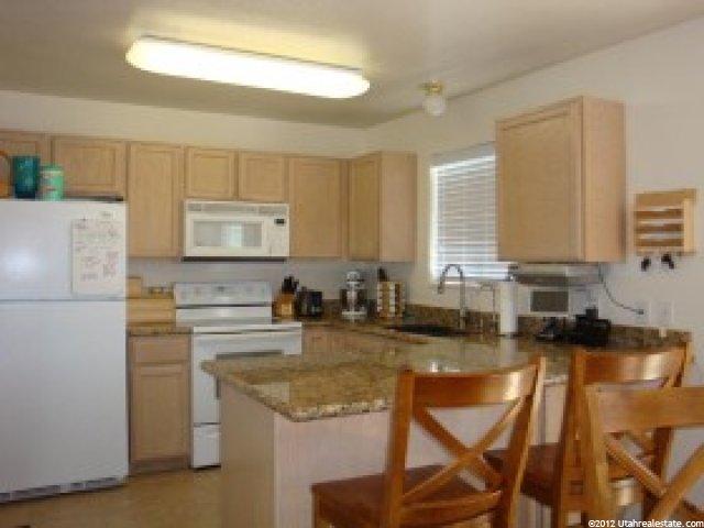 2811 W 4200 S, Roy, UT 84067 — photo 2