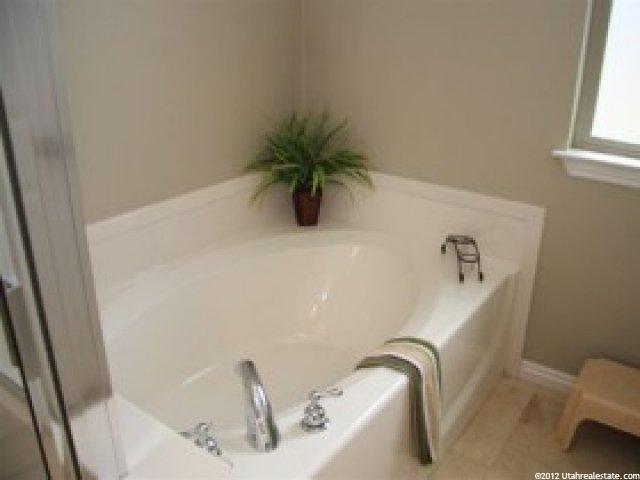 874 E Red Sage Ln, Murray, UT 84107 — photo 9