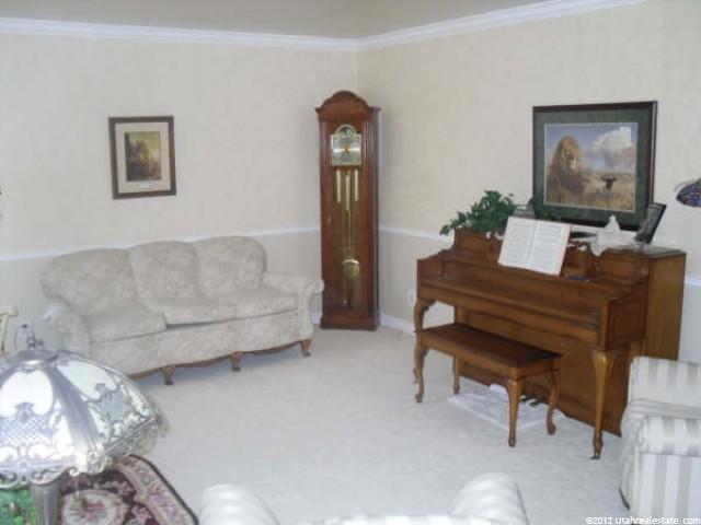 129 E Marie Dr, Midvale, UT 84047 — photo 2