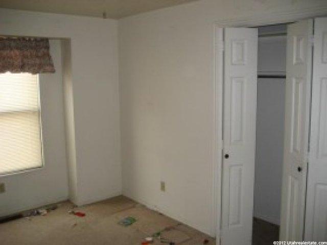 1075 W 25 S, Clearfield, UT 84015 — photo 4